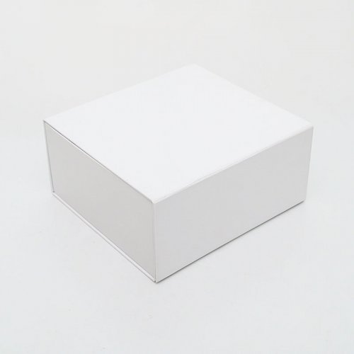 Rigid gift box